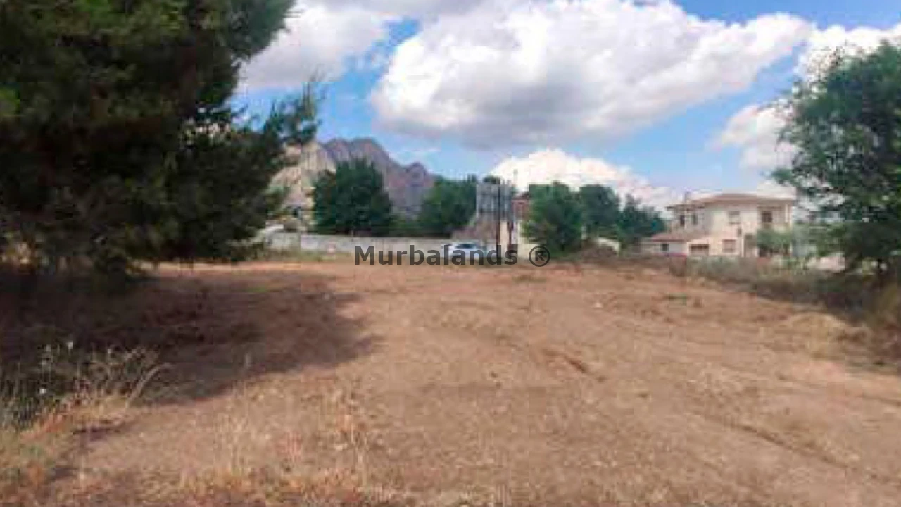 Terreno destacado