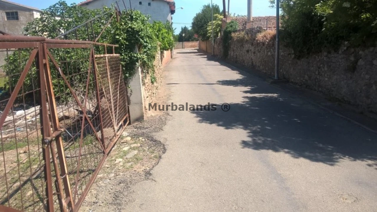 Foto de un terreno o una obra parada para mostrar en el detalle del inmueble