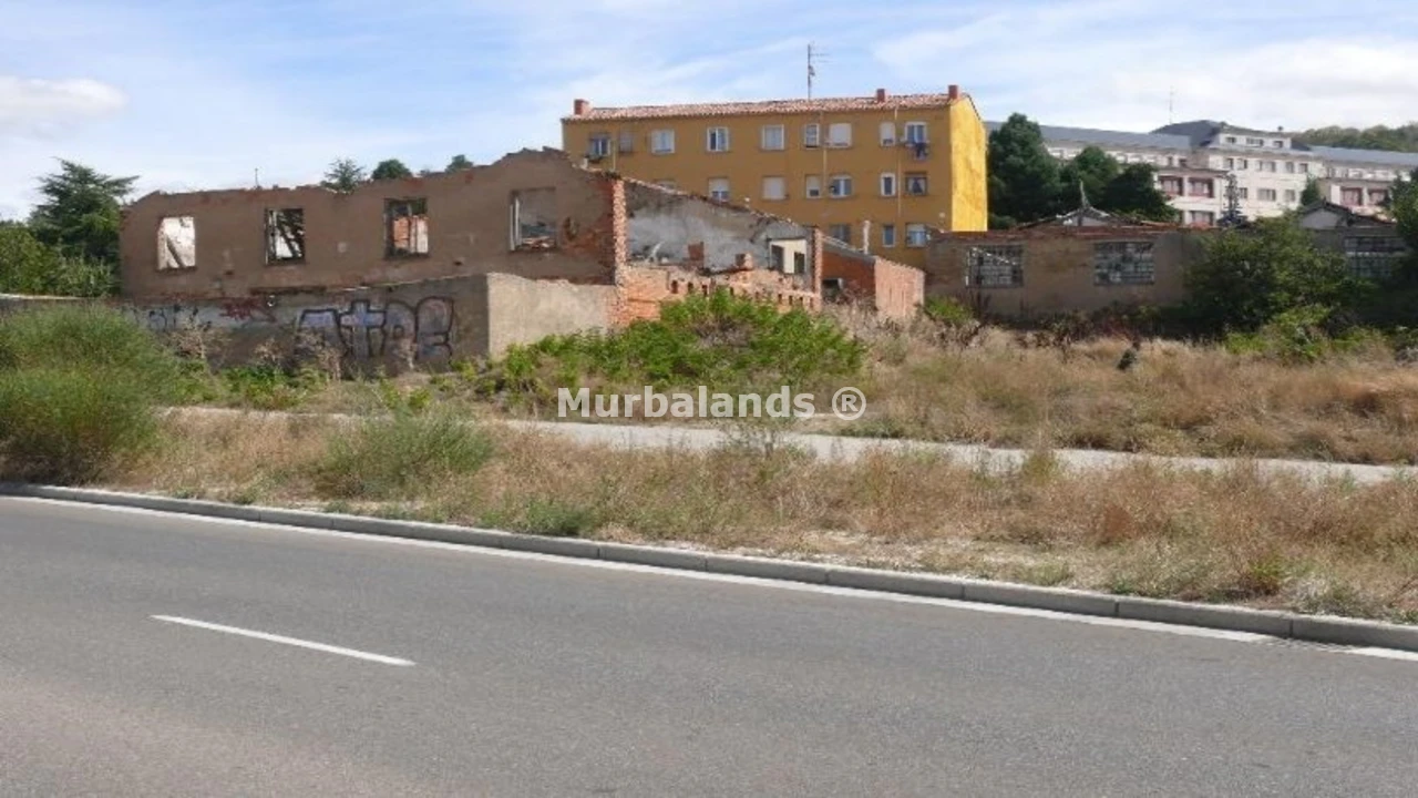 Foto de un terreno o una obra parada para mostrar en el detalle del inmueble