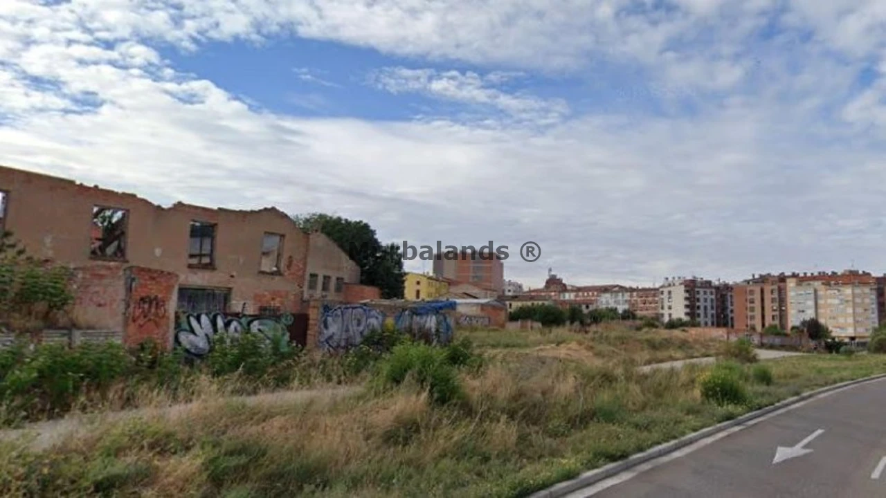 Foto de un terreno o una obra parada para mostrar en el detalle del inmueble