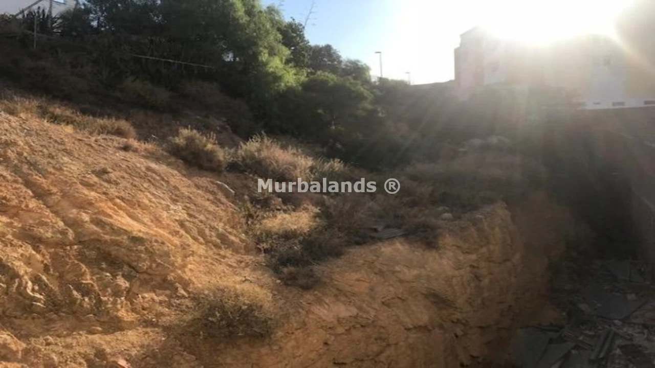 Foto de un terreno o una obra parada para mostrar en el detalle del inmueble