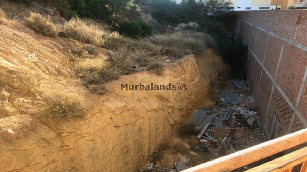 Foto de un terreno o una obra parada para mostrar en el detalle del inmueble