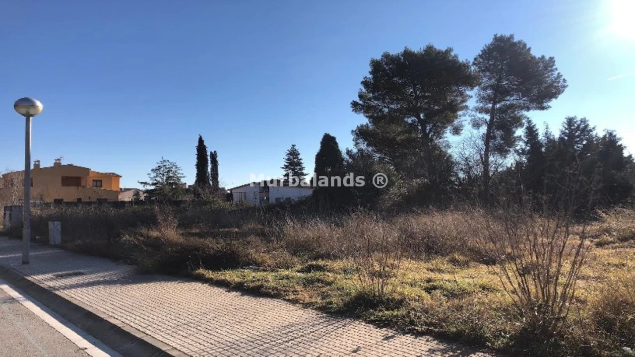 Terreno destacado
