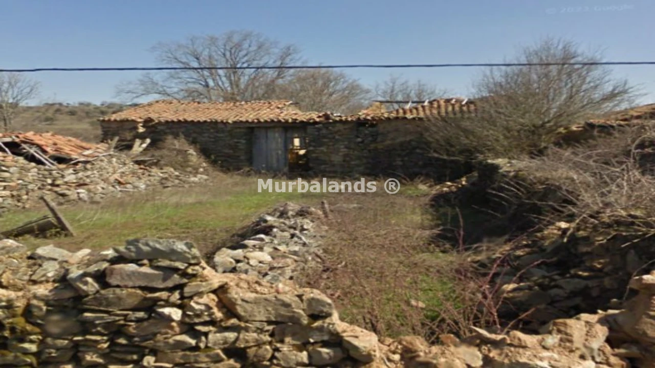 Foto de un terreno o una obra parada para mostrar en el detalle del inmueble