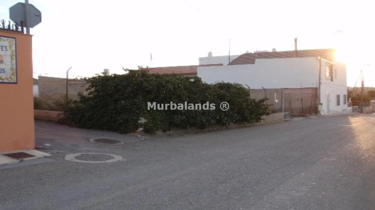 Foto de un terreno o una obra parada para mostrar en el detalle del inmueble
