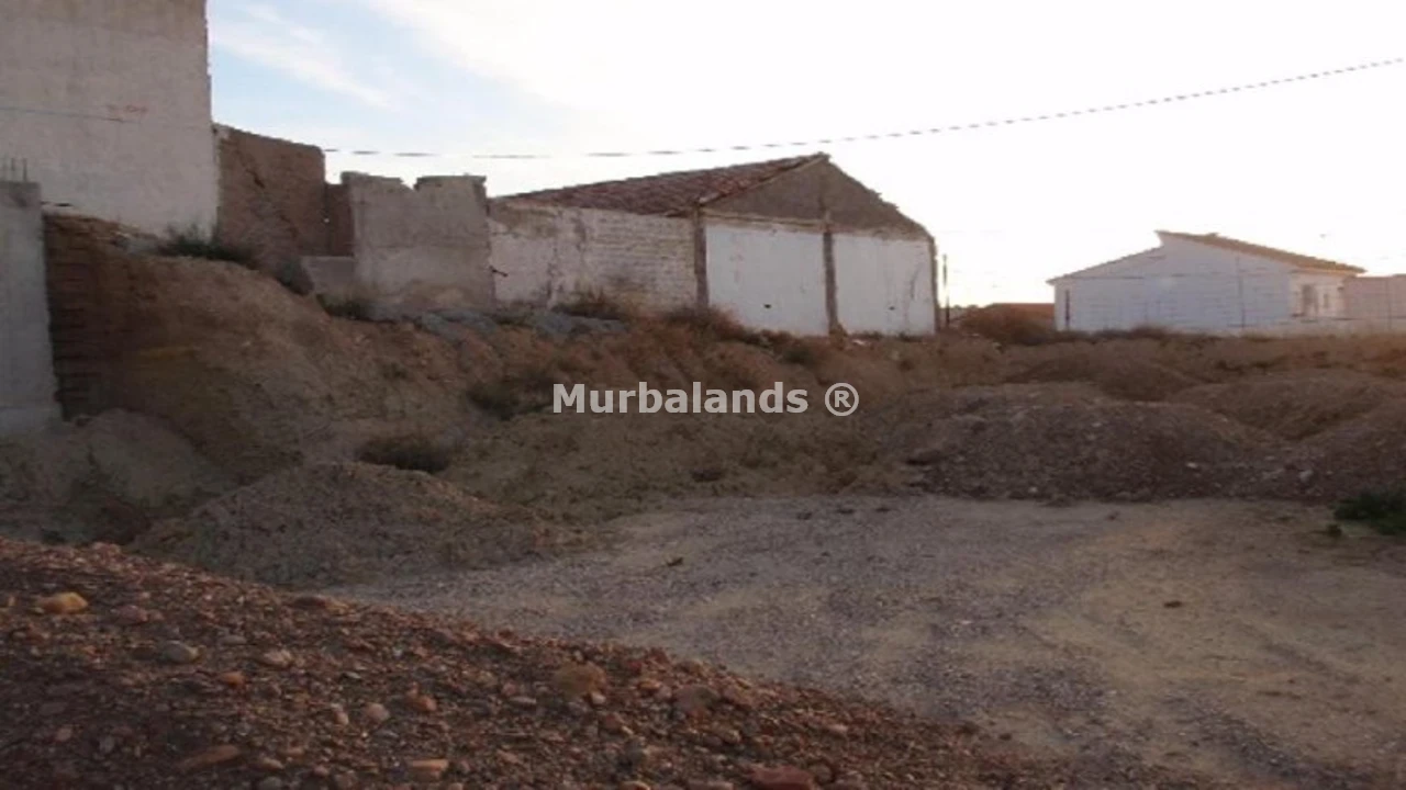 Foto de un terreno o una obra parada para mostrar en el detalle del inmueble