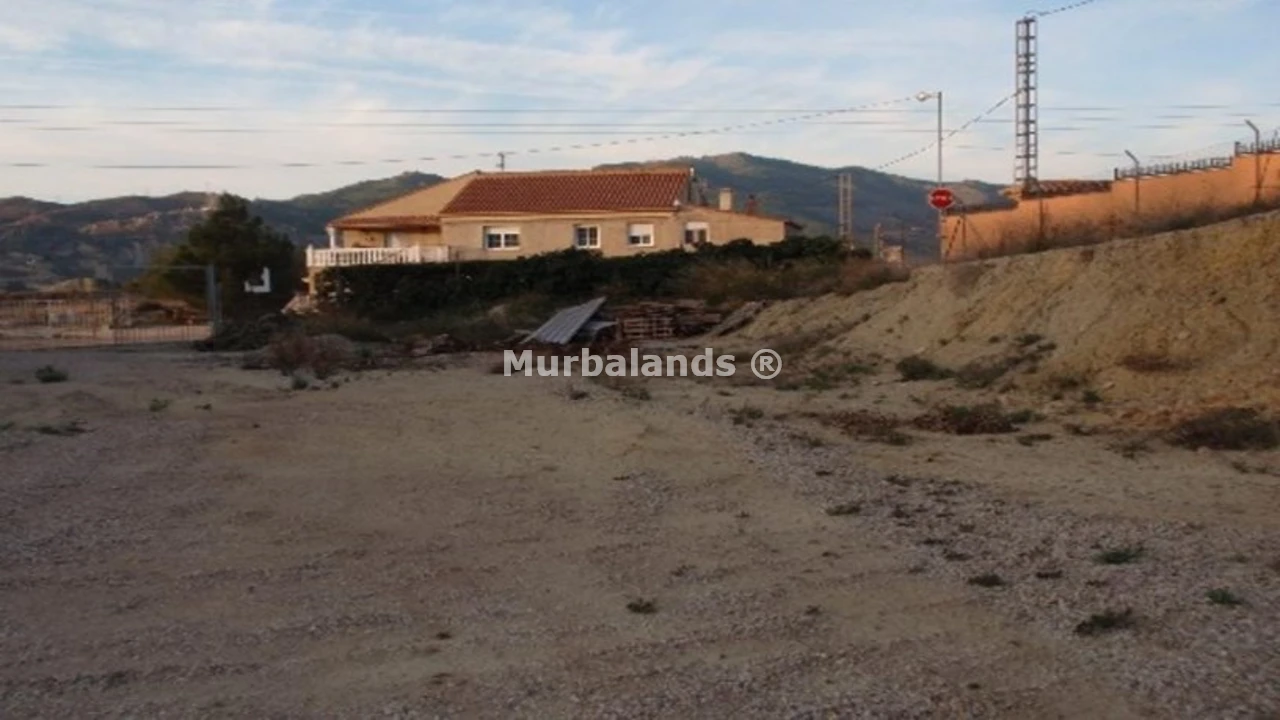 Foto de un terreno o una obra parada para mostrar en el detalle del inmueble