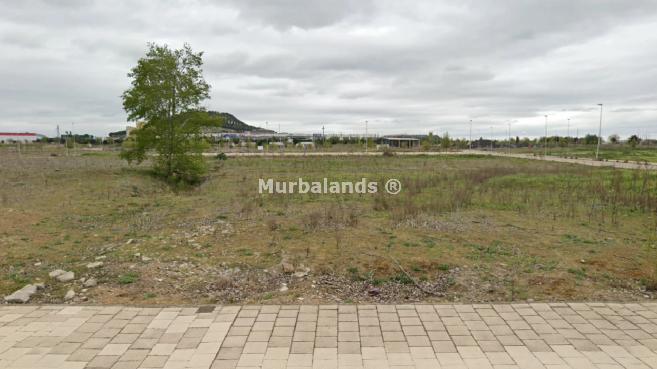 Foto de un terreno o una obra parada para mostrar en el detalle del inmueble