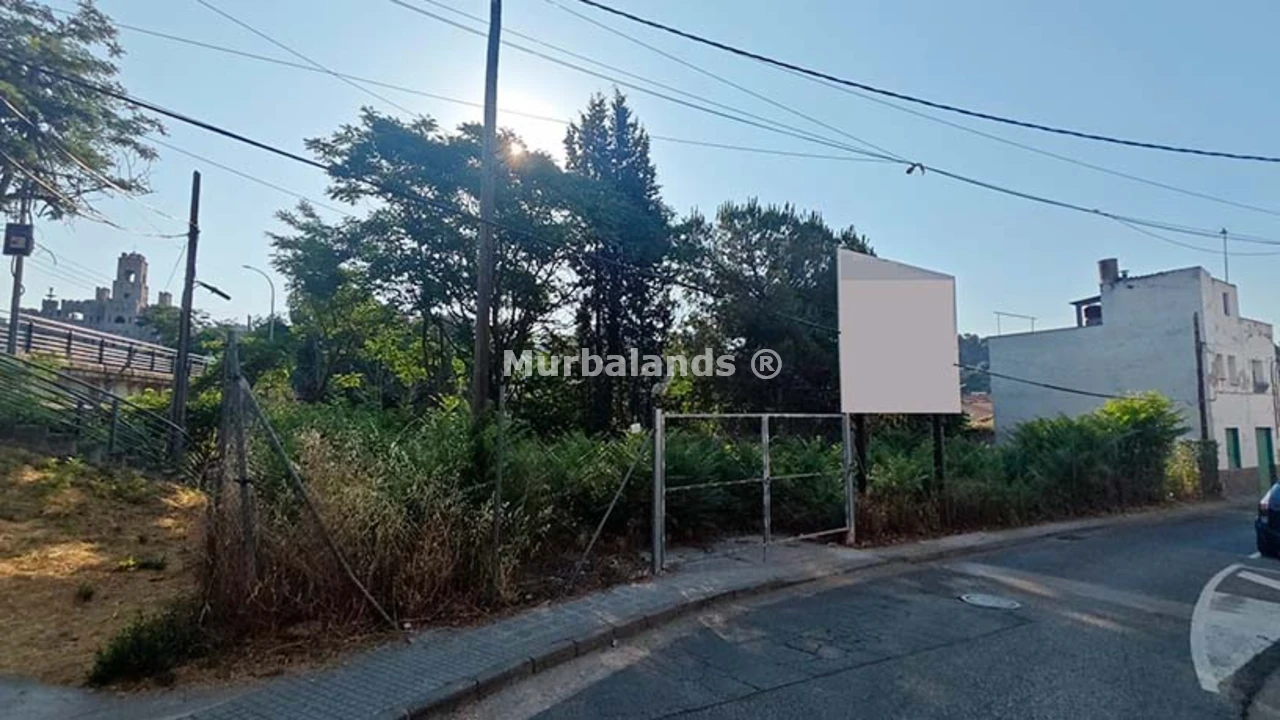Foto de un terreno o una obra parada para mostrar en el detalle del inmueble