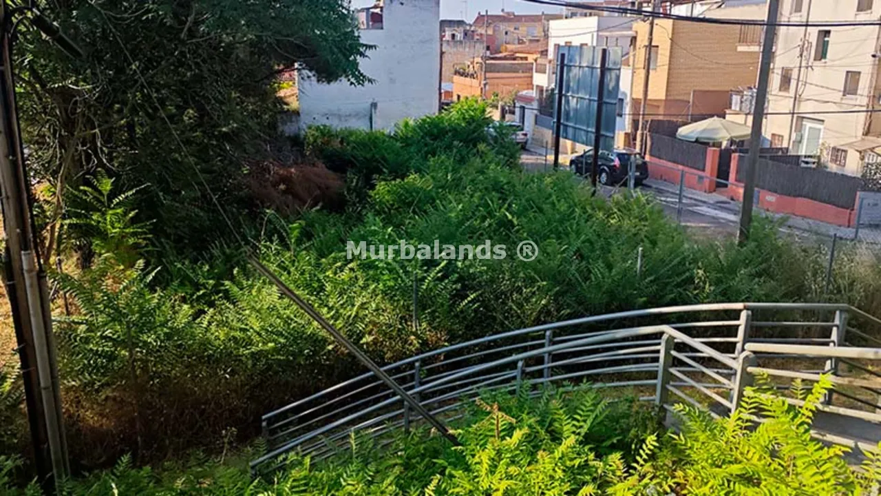 Foto de un terreno o una obra parada para mostrar en el detalle del inmueble