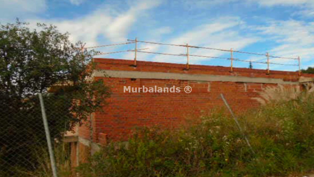 Foto de un terreno o una obra parada para mostrar en el detalle del inmueble