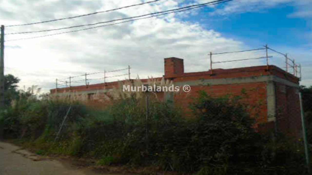 Foto de un terreno o una obra parada para mostrar en el detalle del inmueble