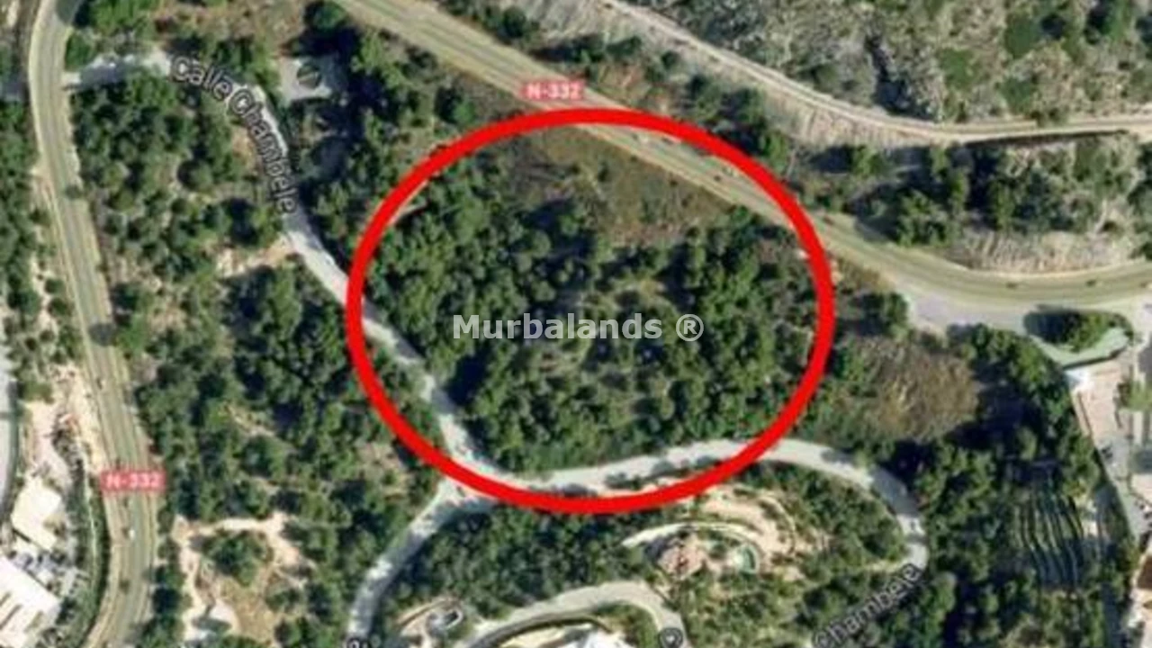 Foto de un terreno o una obra parada para mostrar en el detalle del inmueble