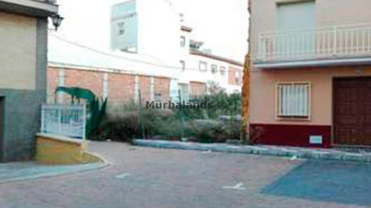 Foto de un terreno o una obra parada para mostrar en el detalle del inmueble