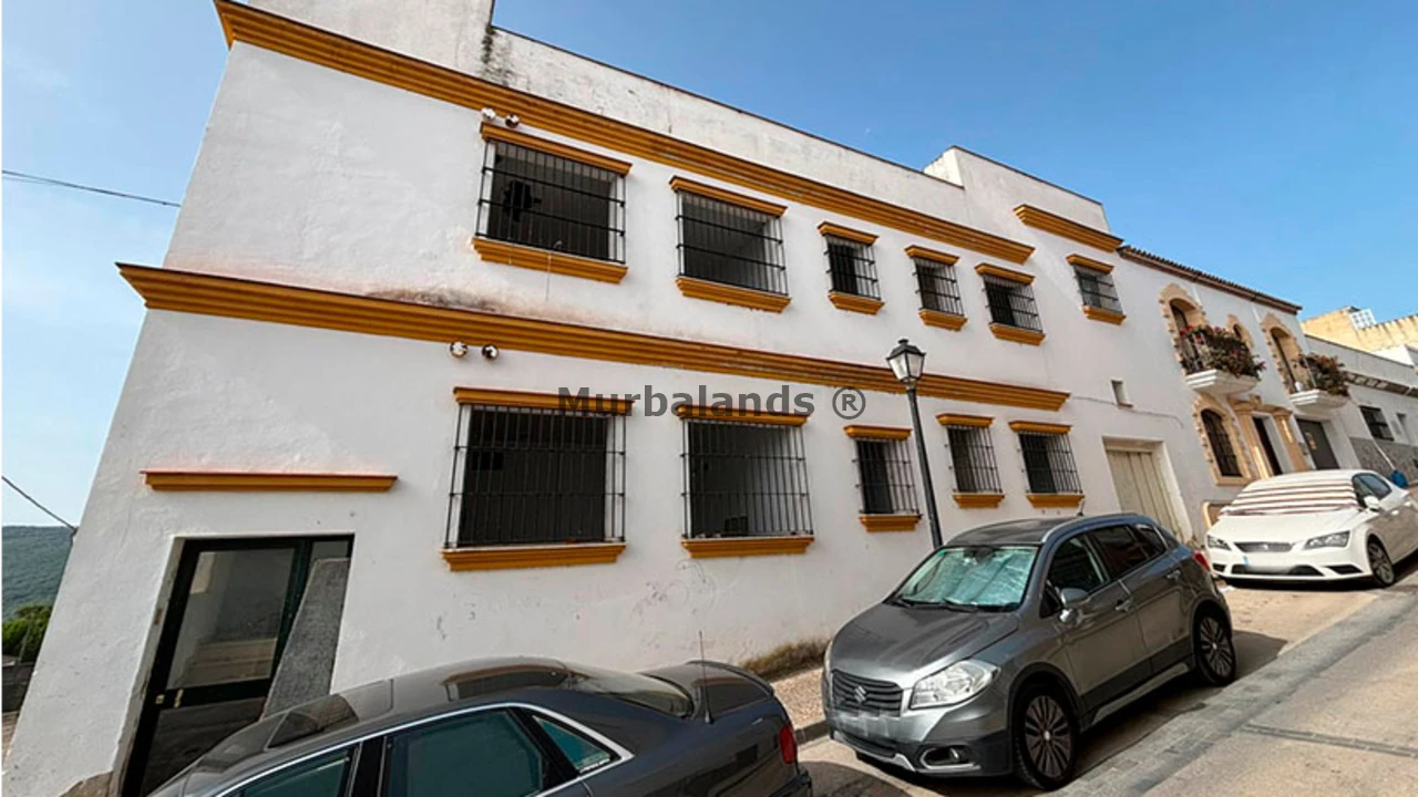 Foto de un terreno o una obra parada para mostrar en el detalle del inmueble
