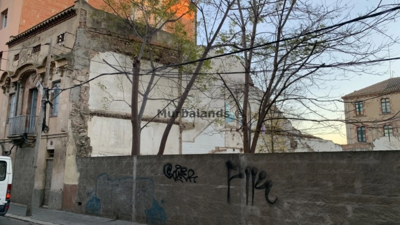 Foto de un terreno o una obra parada para mostrar en el detalle del inmueble