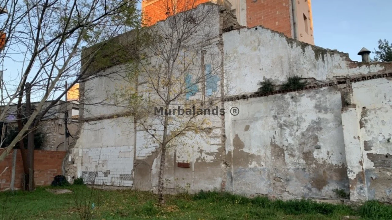 Foto de un terreno o una obra parada para mostrar en el detalle del inmueble