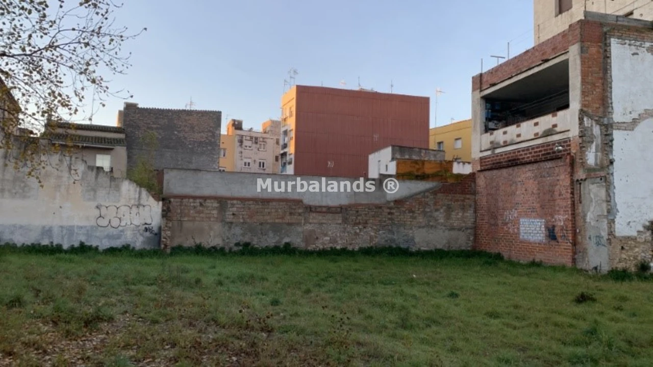 Foto de un terreno o una obra parada para mostrar en el detalle del inmueble