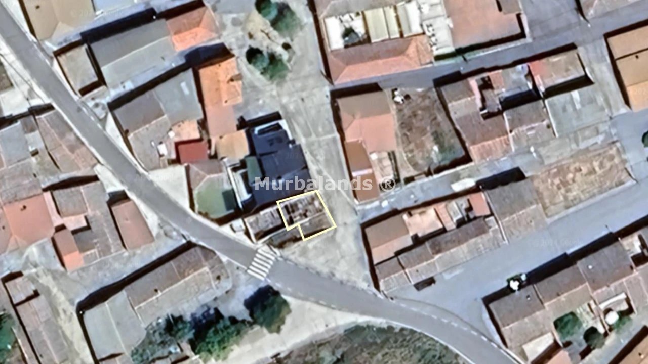 Foto de un terreno o una obra parada para mostrar en el detalle del inmueble