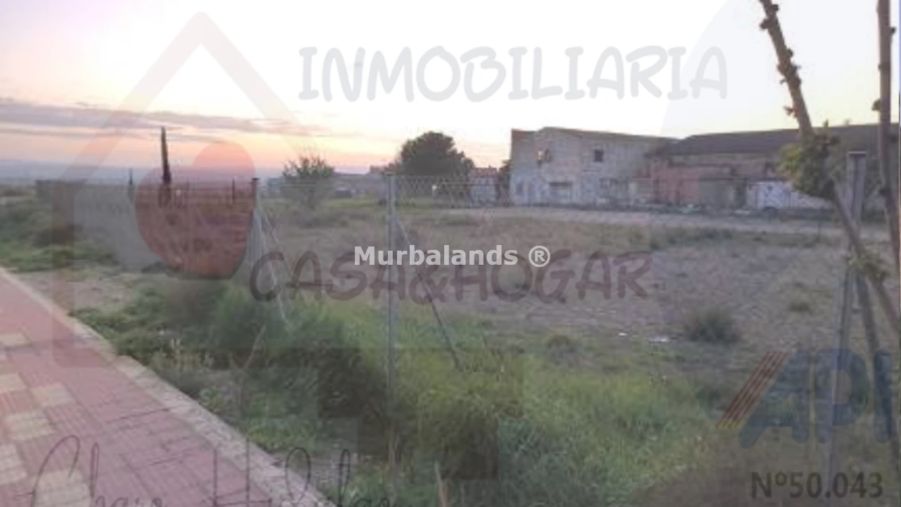Foto de un terreno o una obra parada para mostrar en el detalle del inmueble