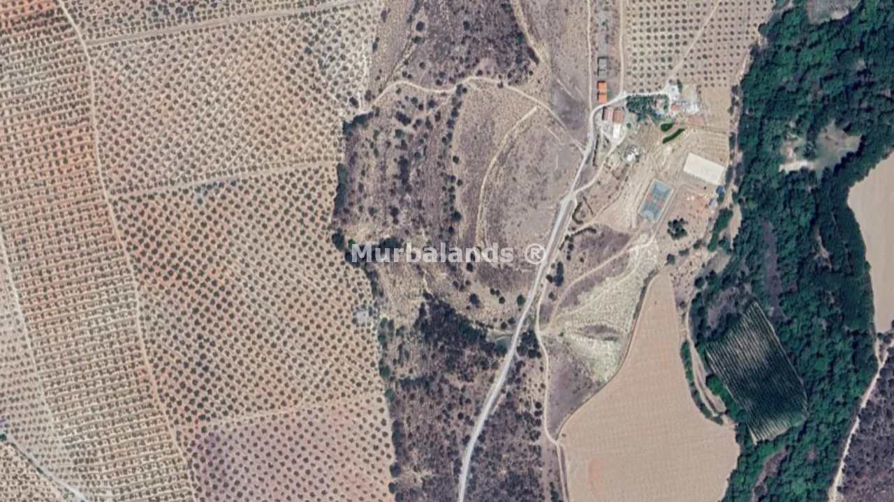 Foto de un terreno o una obra parada para mostrar en el detalle del inmueble