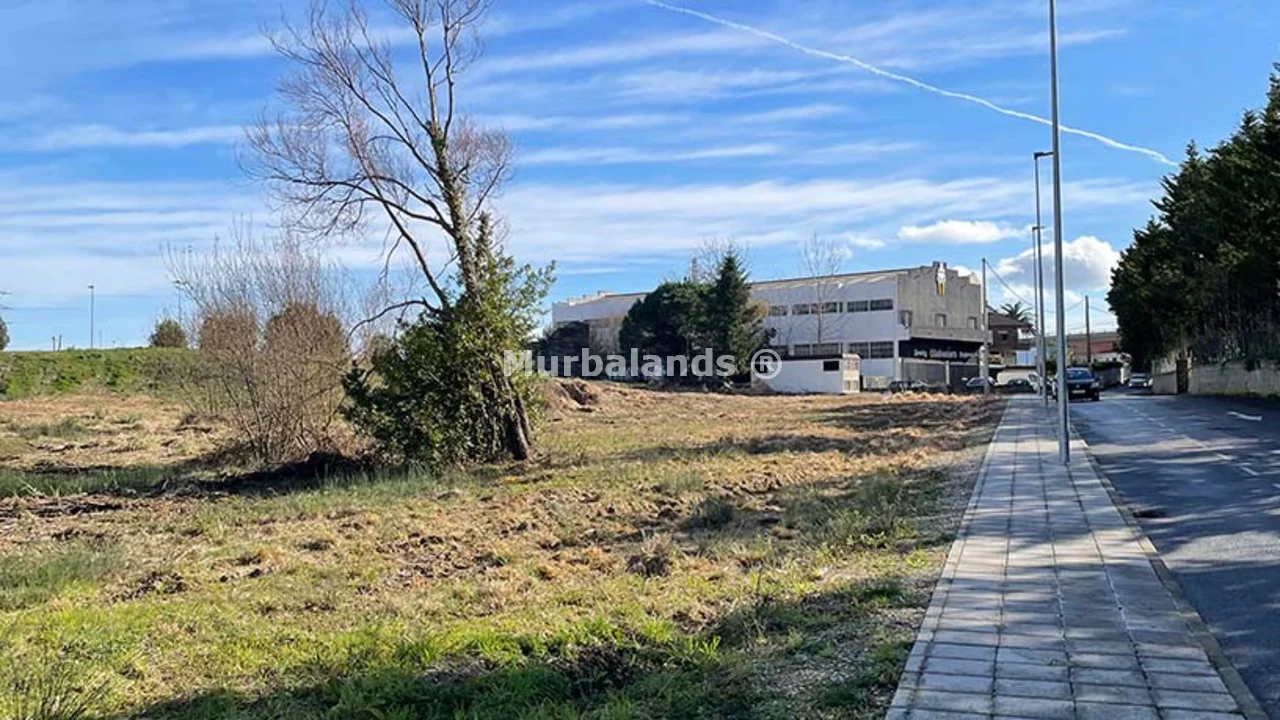 Foto de un terreno o una obra parada para mostrar en el detalle del inmueble