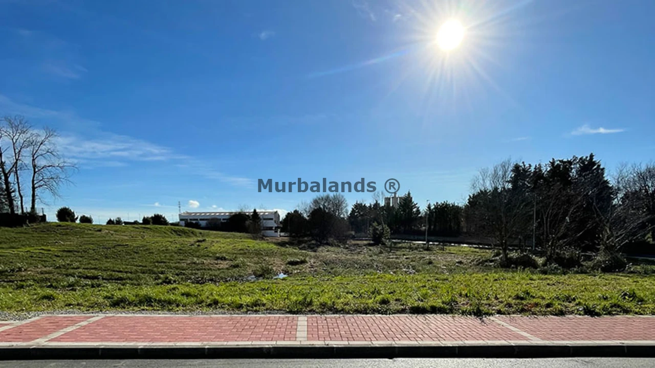 Foto de un terreno o una obra parada para mostrar en el detalle del inmueble