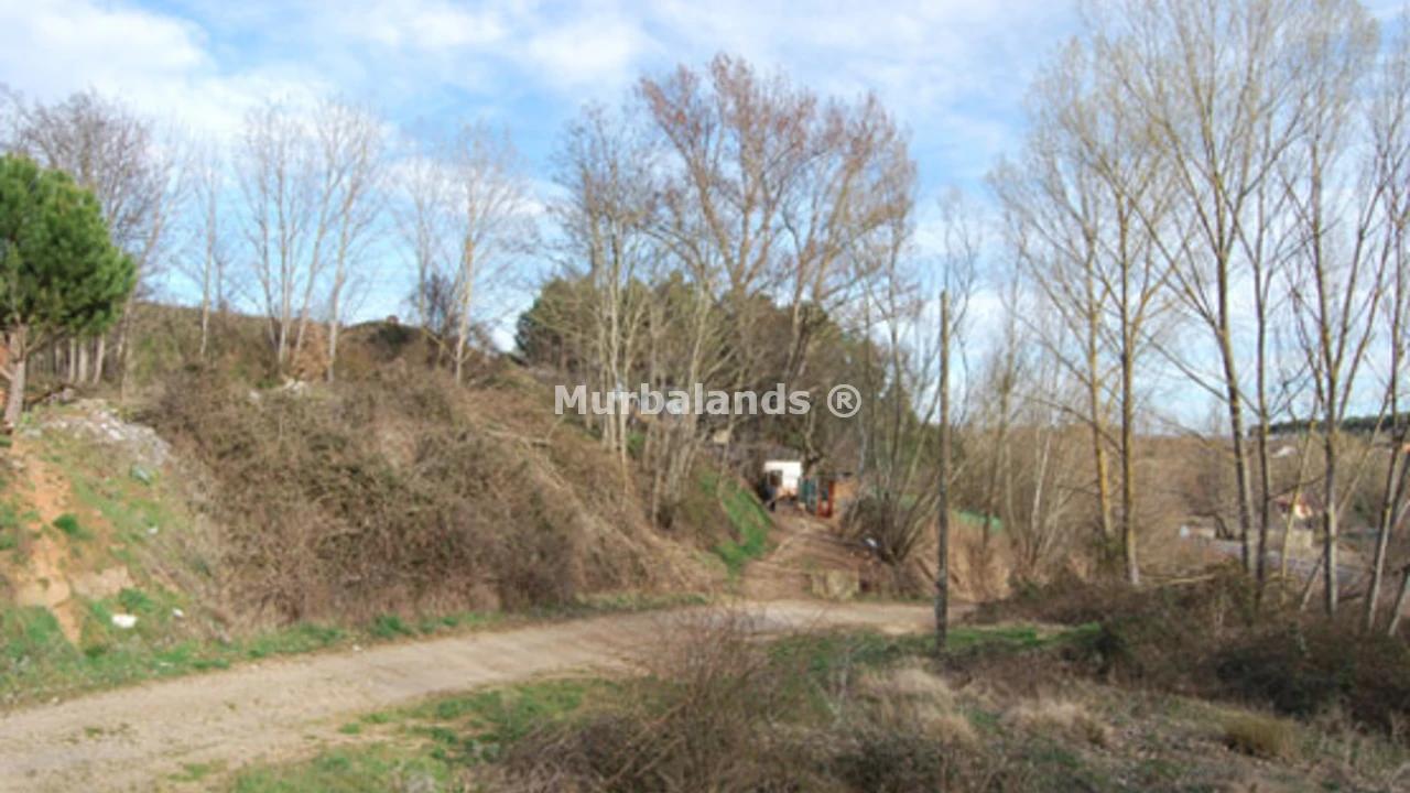 Foto de un terreno o una obra parada para mostrar en el detalle del inmueble