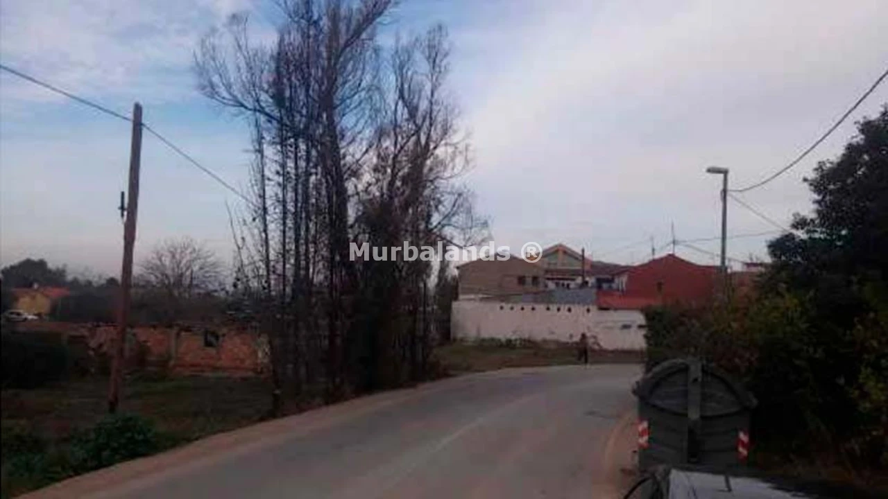 Foto de un terreno o una obra parada para mostrar en el detalle del inmueble