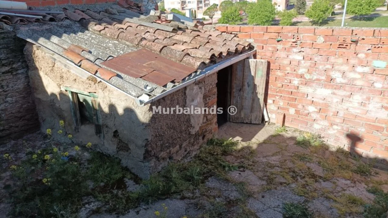 Foto de un terreno o una obra parada para mostrar en el detalle del inmueble
