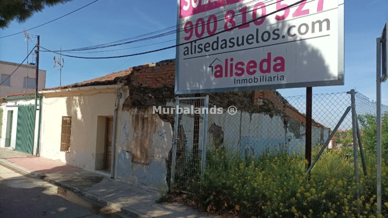 Foto de un terreno o una obra parada para mostrar en el detalle del inmueble