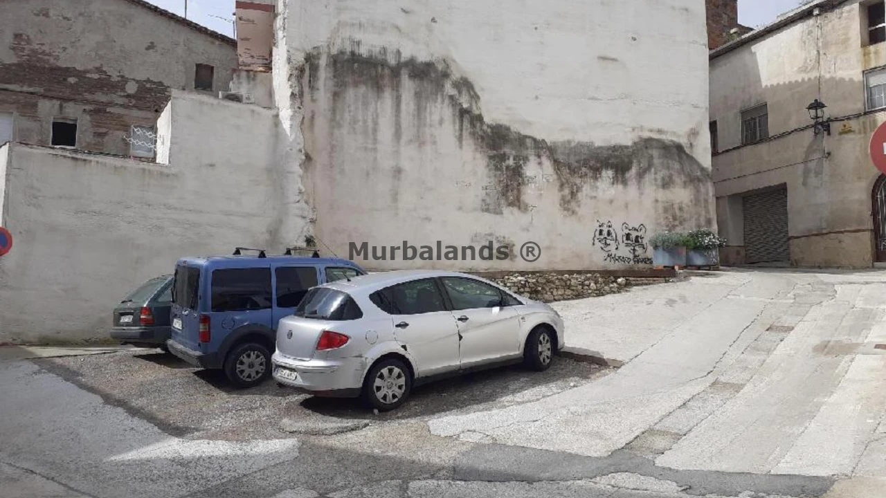 Foto de un terreno o una obra parada para mostrar en el detalle del inmueble