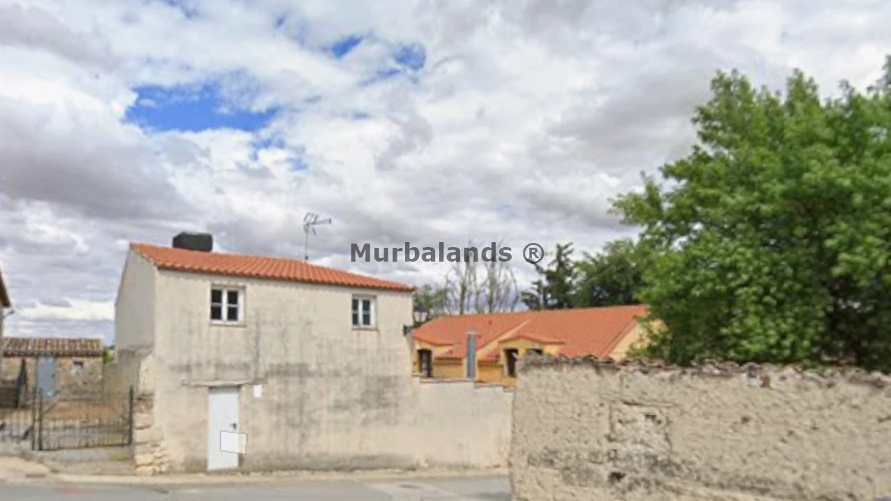 Foto de un terreno o una obra parada para mostrar en el detalle del inmueble