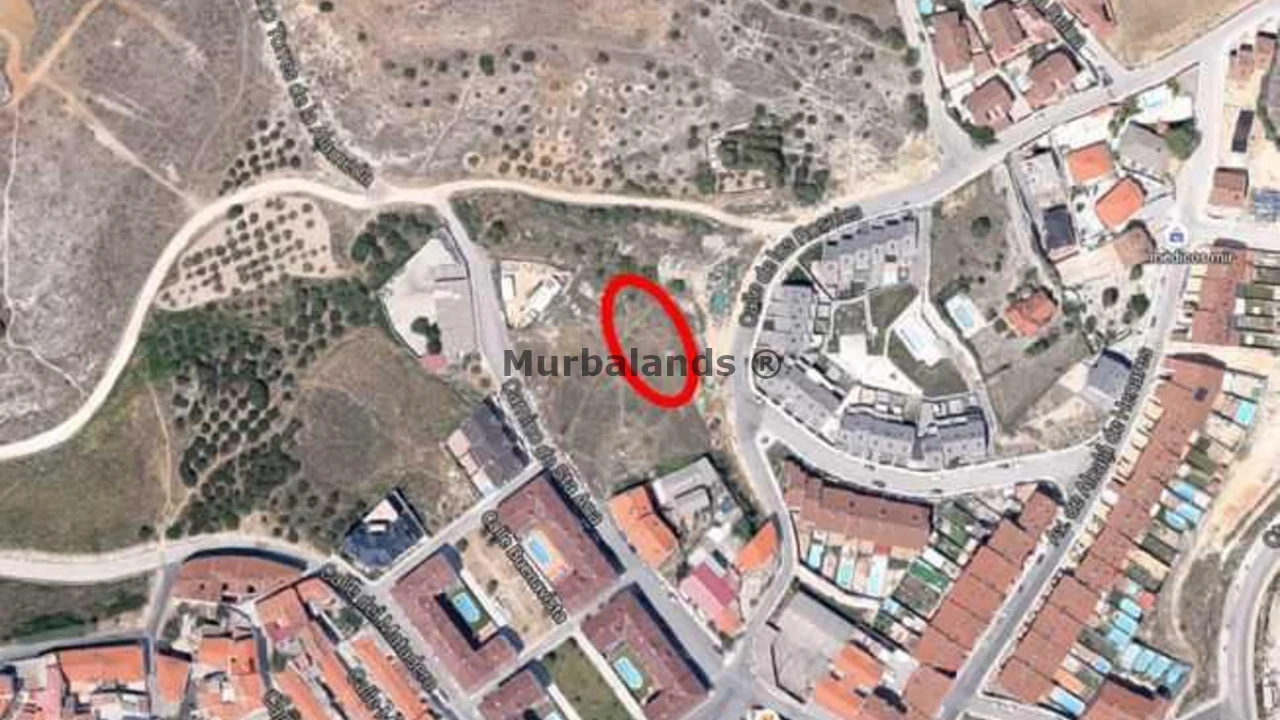 Foto de un terreno o una obra parada para mostrar en el detalle del inmueble