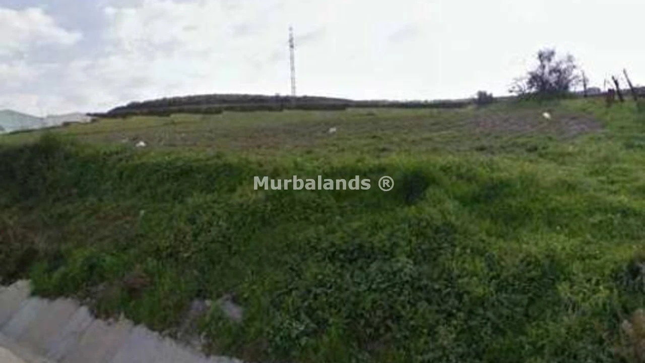Foto de un terreno o una obra parada para mostrar en el detalle del inmueble
