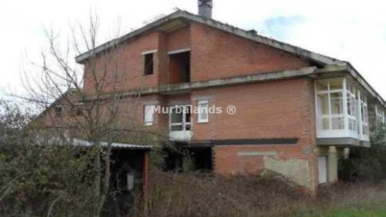 Terreno destacado