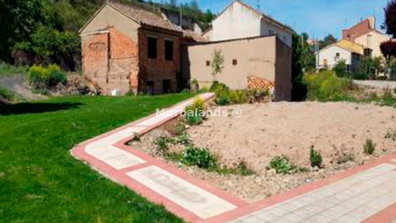 Foto de un terreno o una obra parada para mostrar en el detalle del inmueble