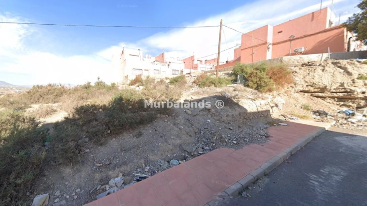 Foto de un terreno o una obra parada para mostrar en el detalle del inmueble