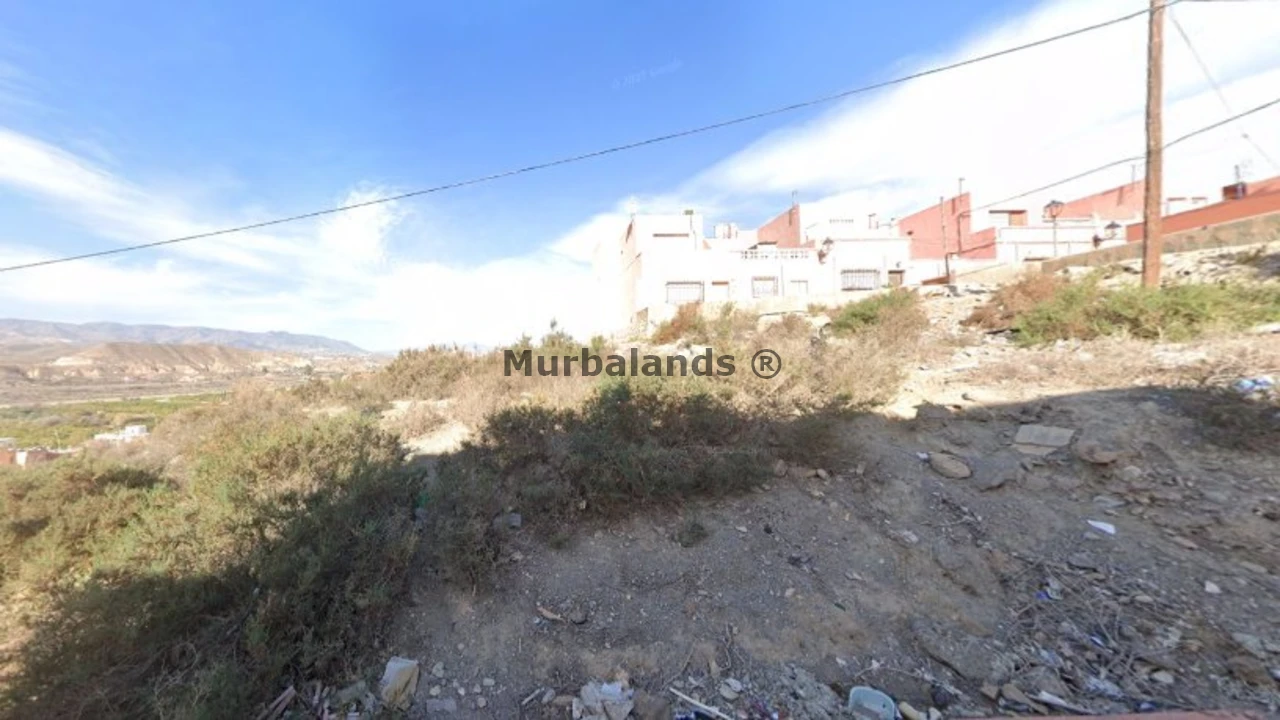 Foto de un terreno o una obra parada para mostrar en el detalle del inmueble