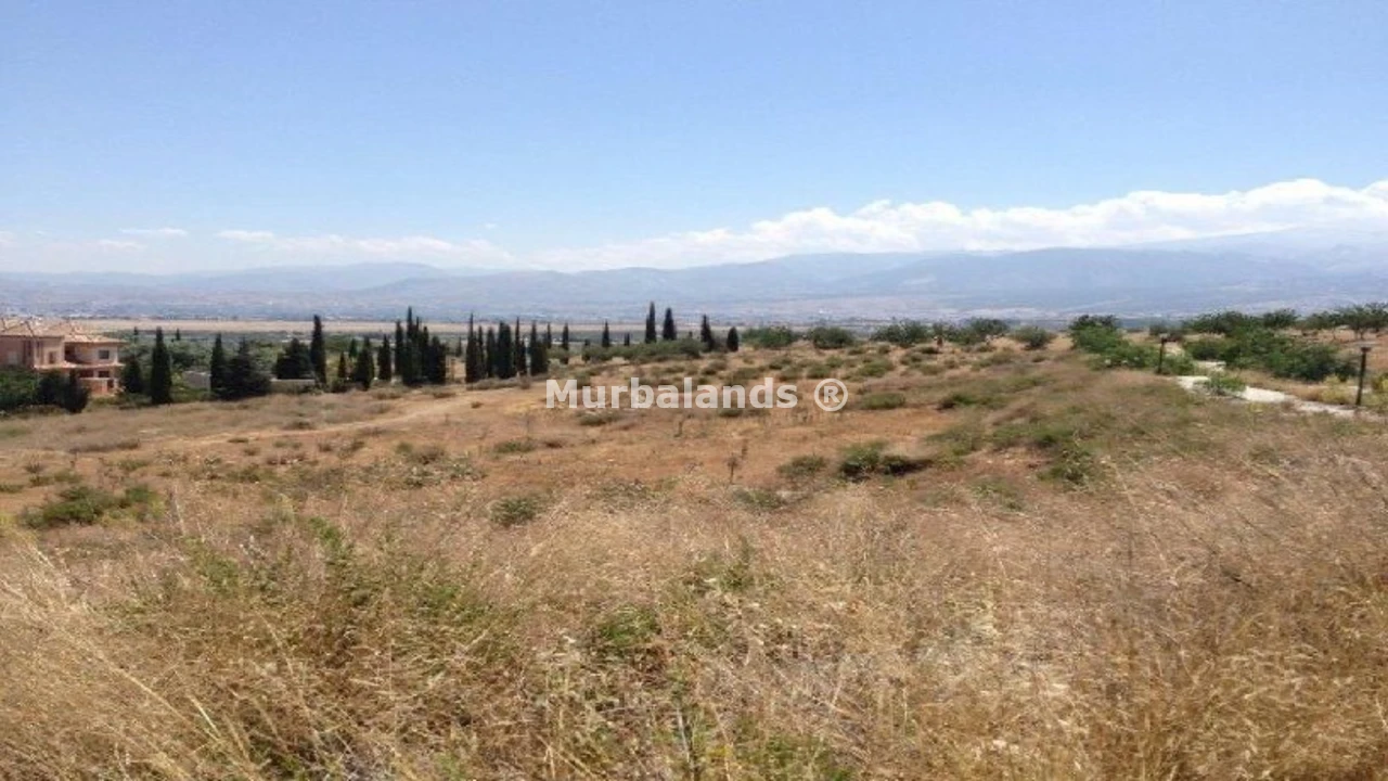 Foto de un terreno o una obra parada para mostrar en el detalle del inmueble