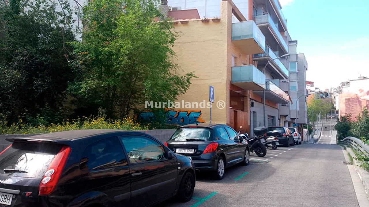 Foto de un terreno o una obra parada para mostrar en el detalle del inmueble