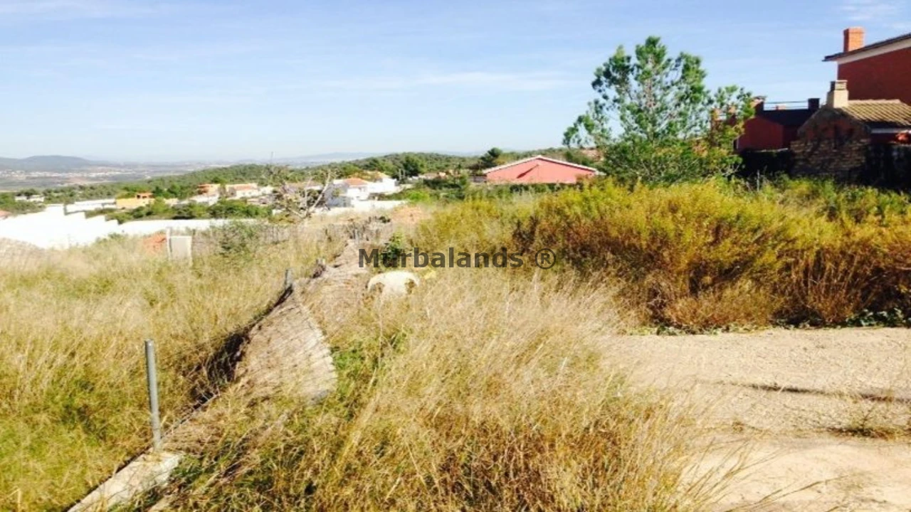 Foto de un terreno o una obra parada para mostrar en el detalle del inmueble