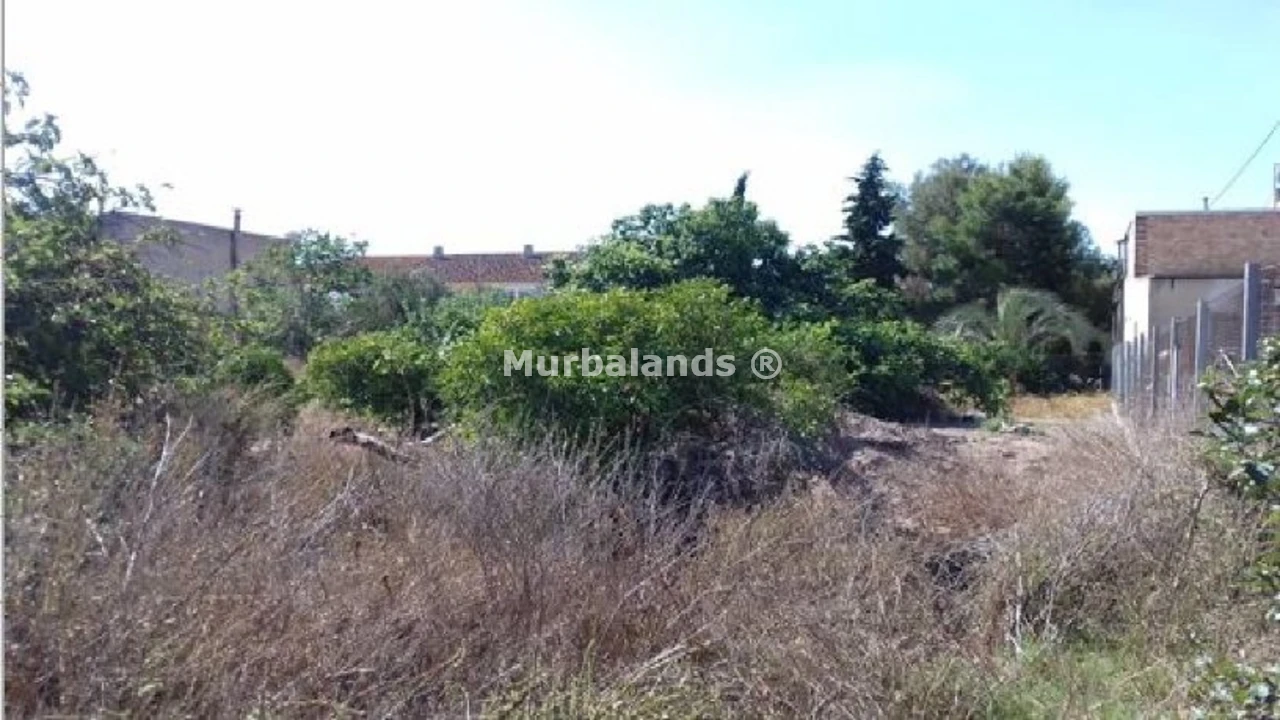 Foto de un terreno o una obra parada para mostrar en el detalle del inmueble