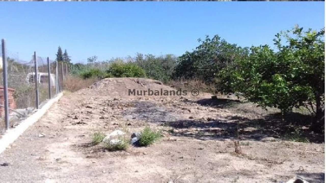 Foto de un terreno o una obra parada para mostrar en el detalle del inmueble