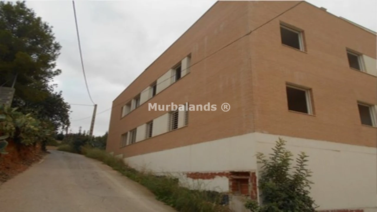 Foto de un terreno o una obra parada para mostrar en el detalle del inmueble