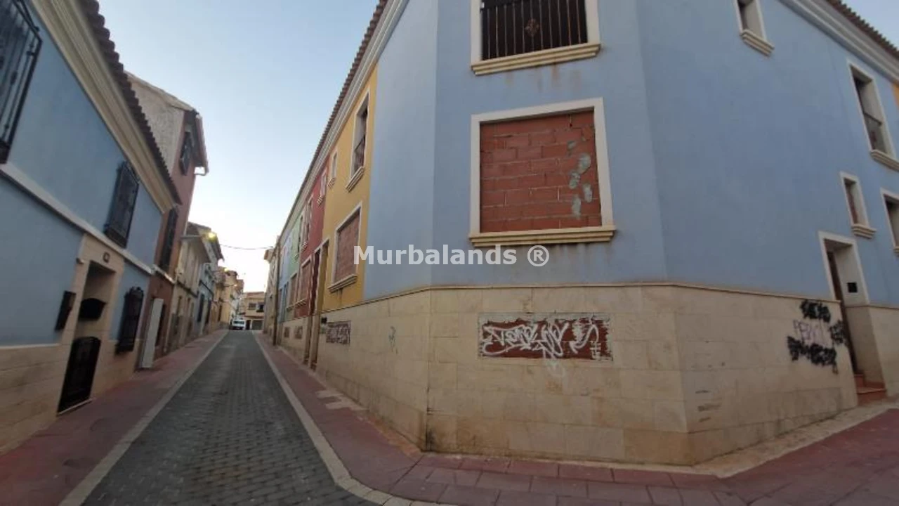 Foto de un terreno o una obra parada para mostrar en el detalle del inmueble