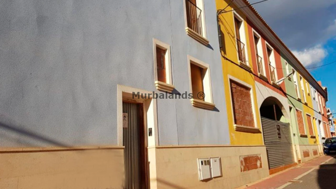 Foto de un terreno o una obra parada para mostrar en el detalle del inmueble
