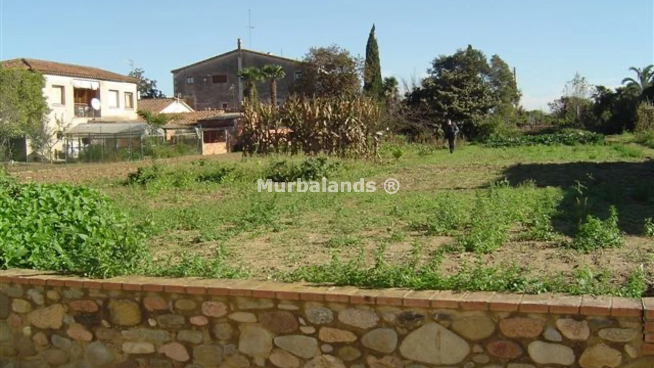 Foto de un terreno o una obra parada para mostrar en el detalle del inmueble