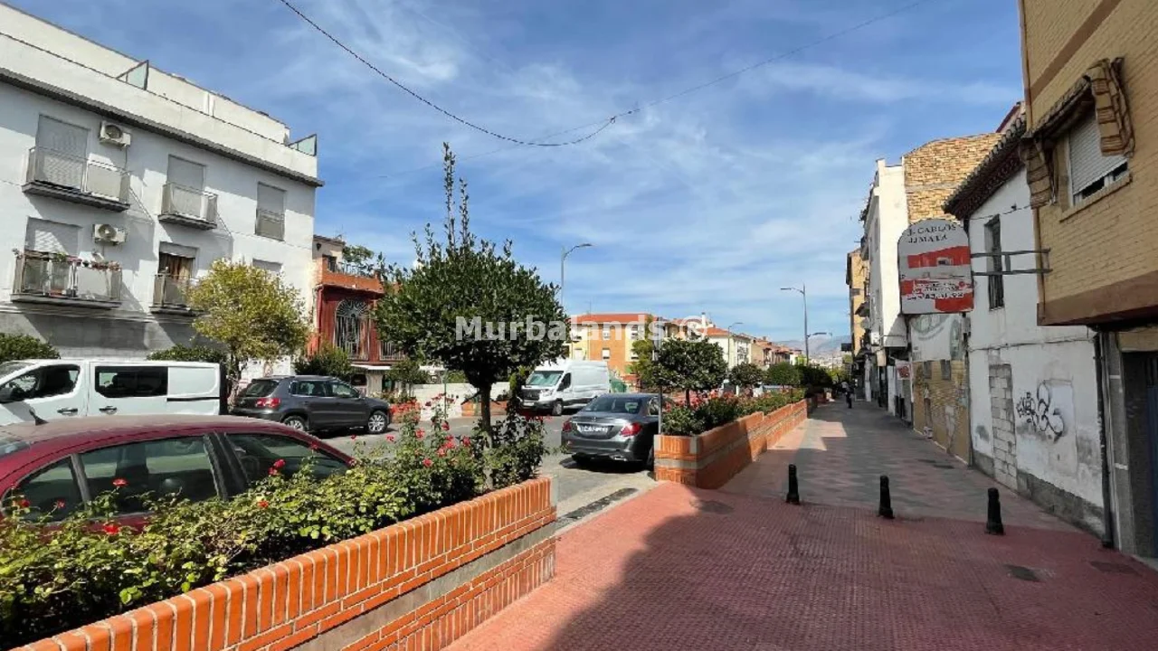 Foto de un terreno o una obra parada para mostrar en el detalle del inmueble