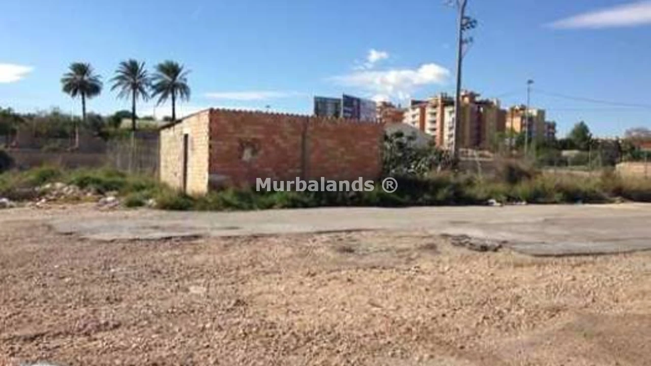 Foto de un terreno o una obra parada para mostrar en el detalle del inmueble